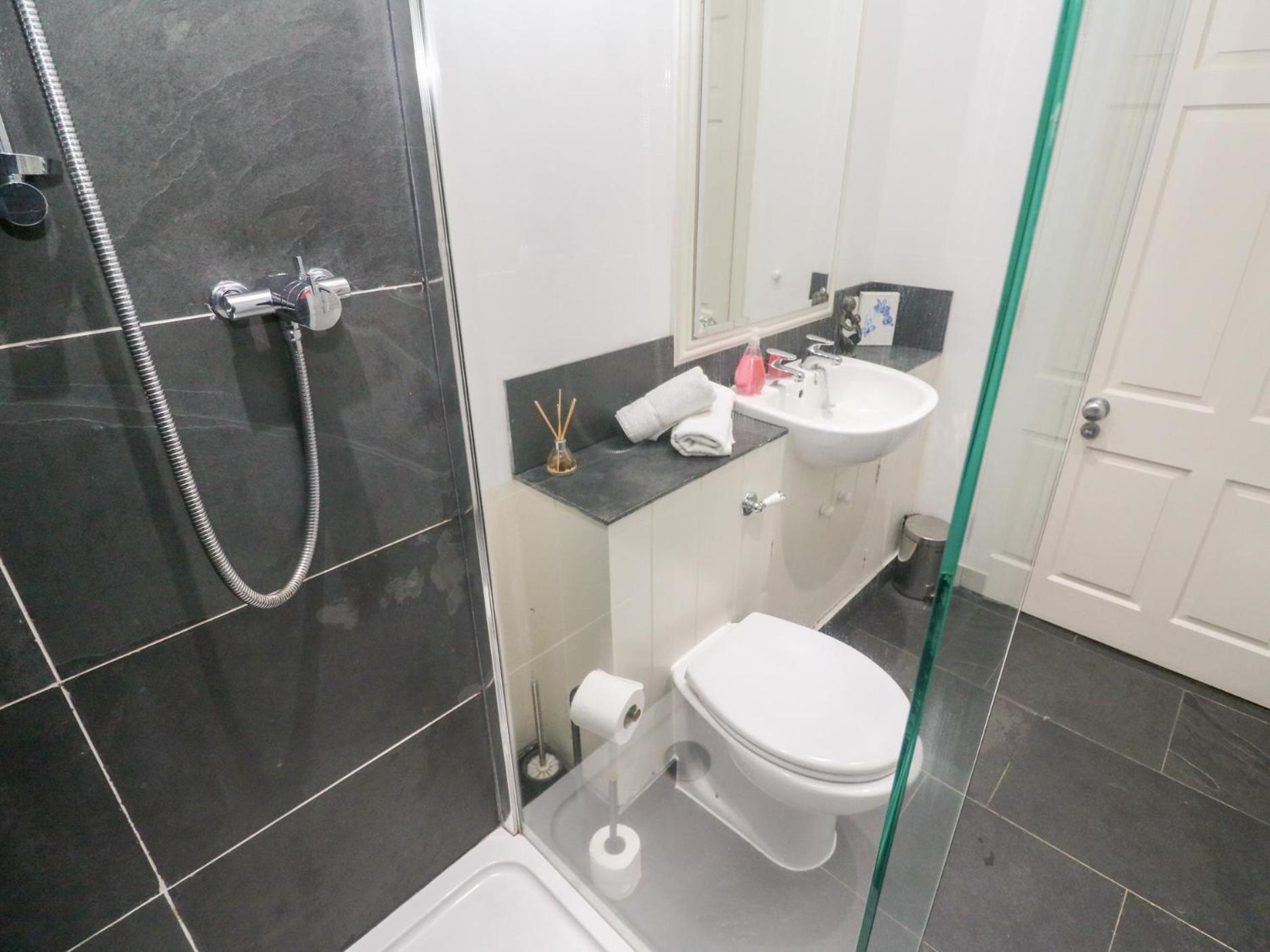 No 1 The Hinges Villa Newquay  Exterior photo